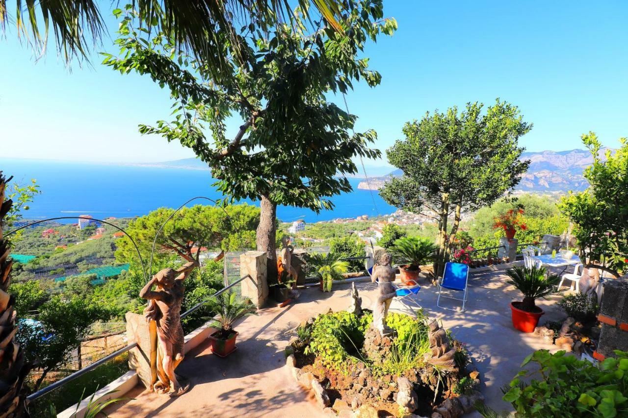 La Rosa Del Sud - De Vivo Realty Sorrento Appartement Buitenkant foto