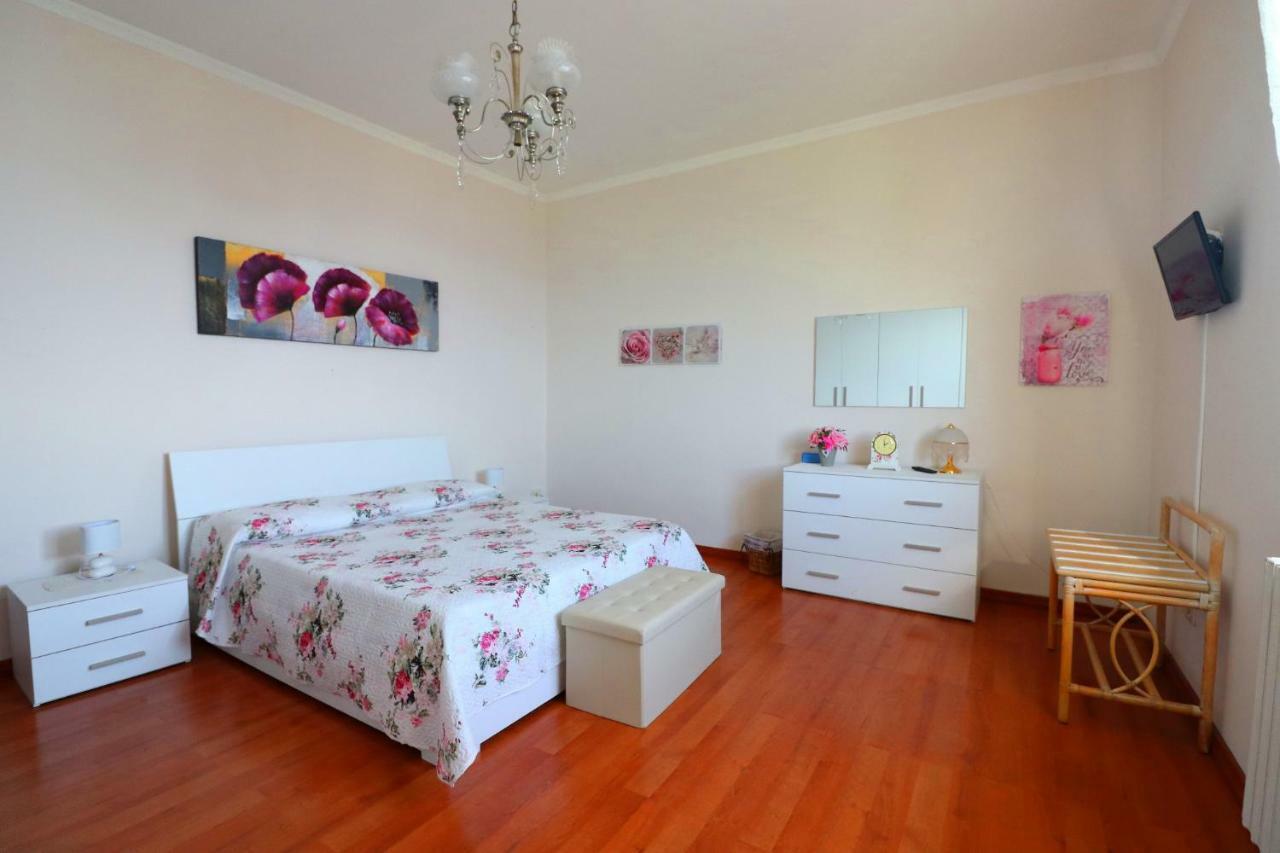 La Rosa Del Sud - De Vivo Realty Sorrento Appartement Buitenkant foto