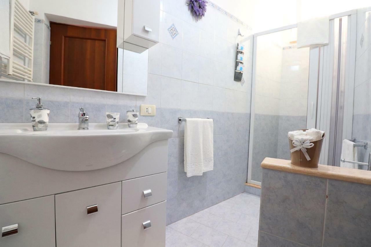 La Rosa Del Sud - De Vivo Realty Sorrento Appartement Buitenkant foto