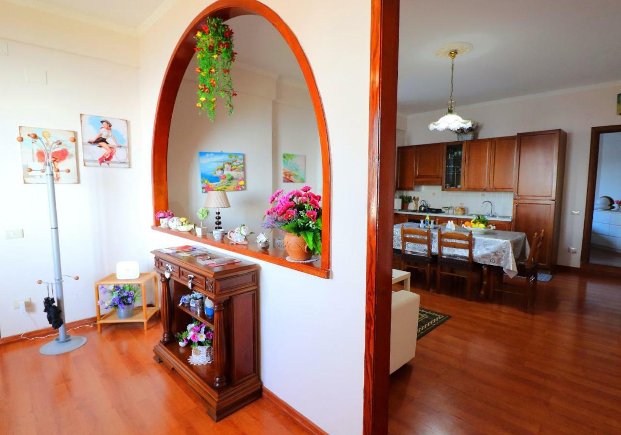 La Rosa Del Sud - De Vivo Realty Sorrento Appartement Buitenkant foto
